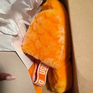 Brand new Ugg slides size 9